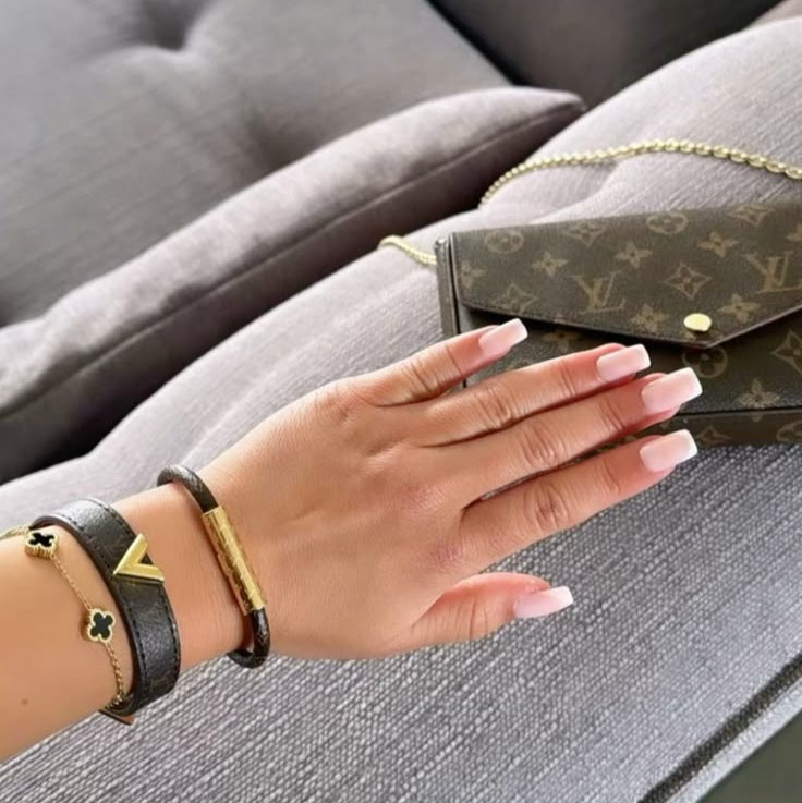 Bracelet Essential LV